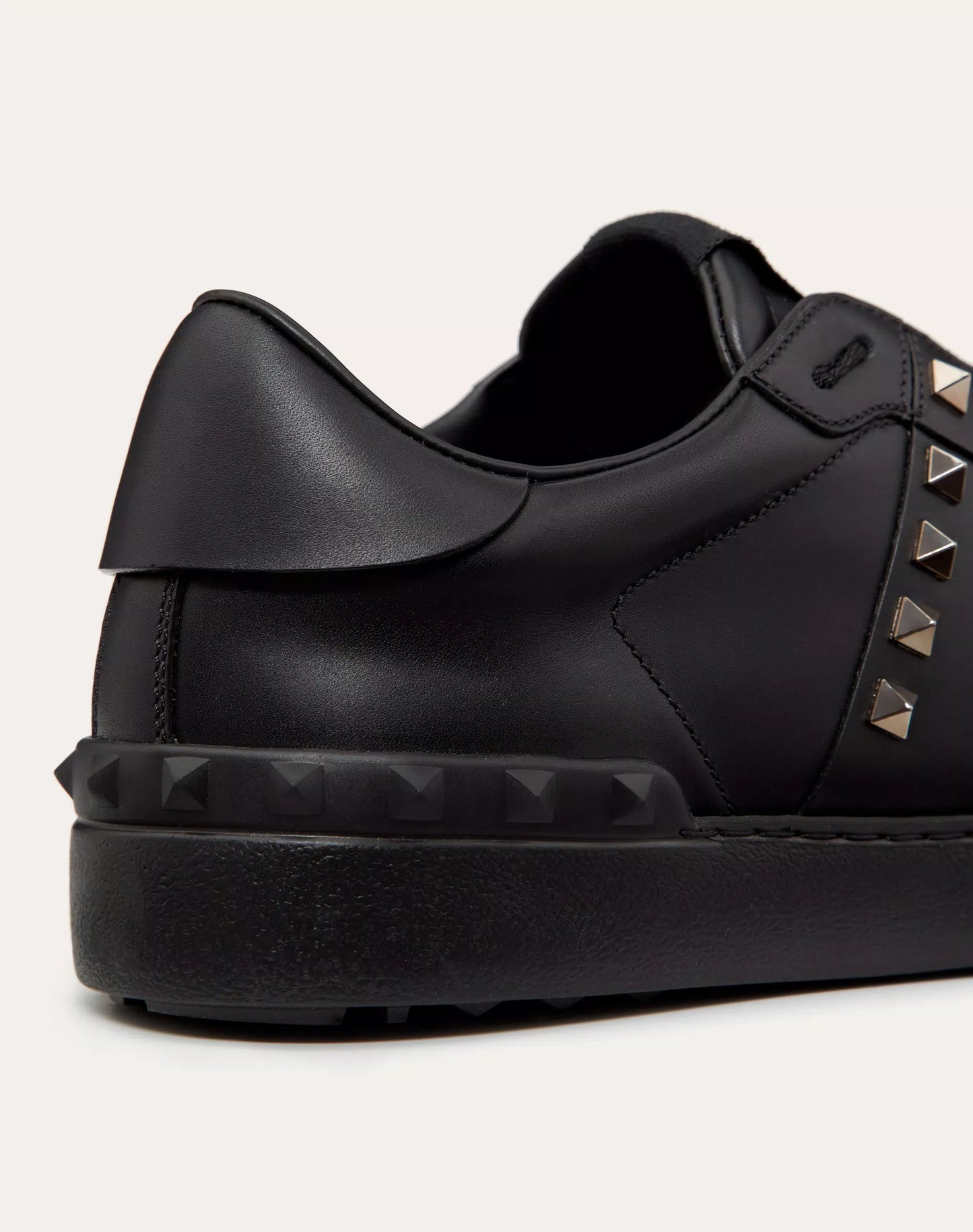 VALENTINO ROCKSTUD UNTITLED SNEAKER IN CALFSKIN LEATHER