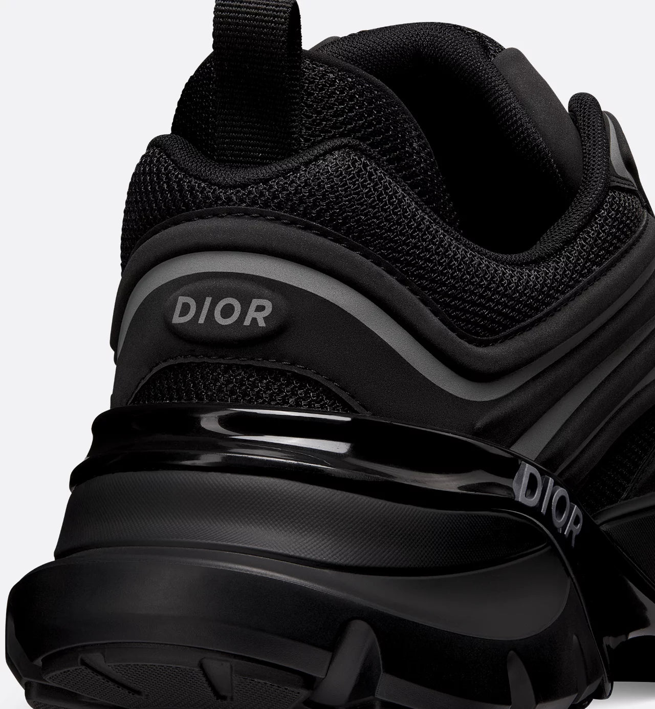 B44 BLADE SNEAKER